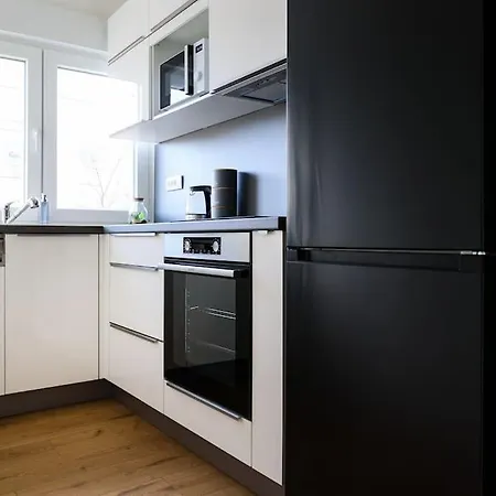 Cozy Enigma: Elegant Haven 1Bdr Apartment Zagreb Exterior photo