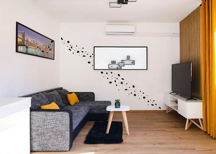 Cozy Enigma: Elegant Haven 1Bdr