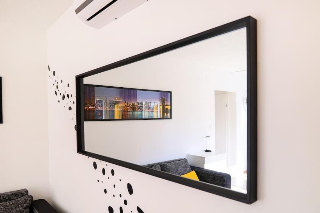 Cozy Enigma: Elegant Haven 1bdr Apartma *